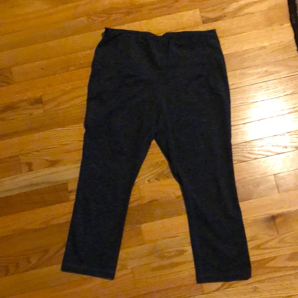 Workout leggings, NWOT.